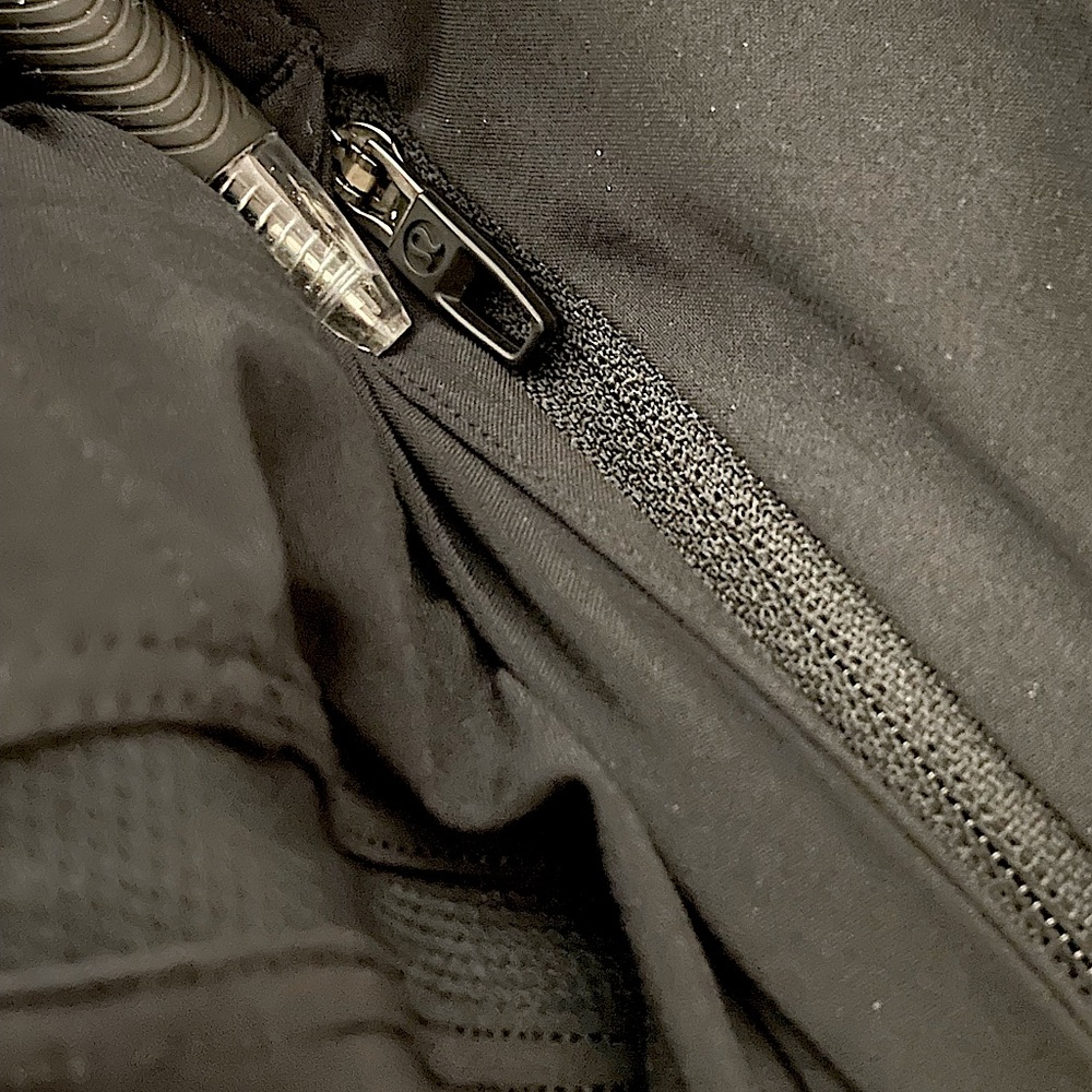 Last Pair! NWT✨Lululemon Pace Breaker Linerless Shorts 7” - Picture 8 of 8